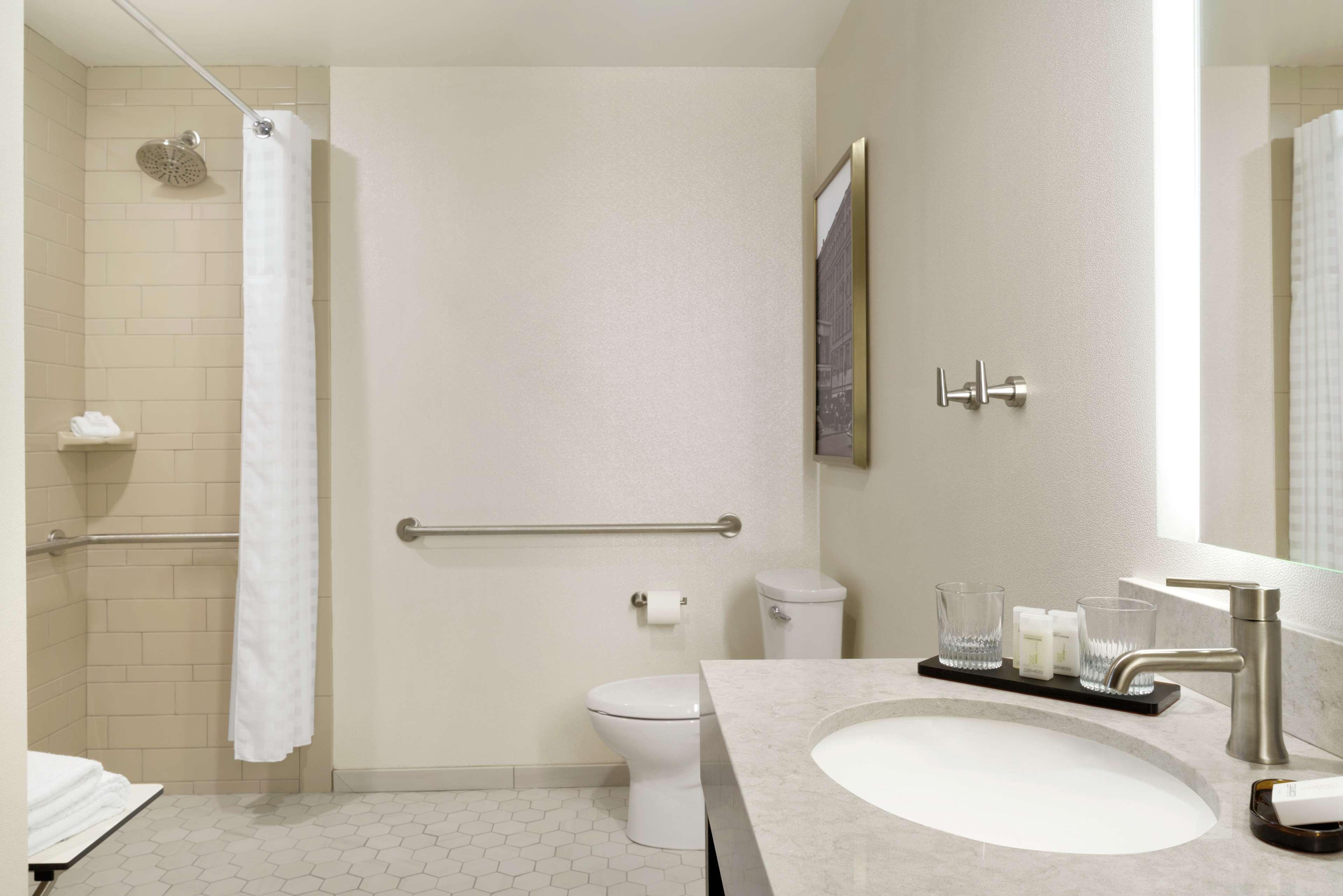 Embassy By Hilton Destiny Hotel Siracusa